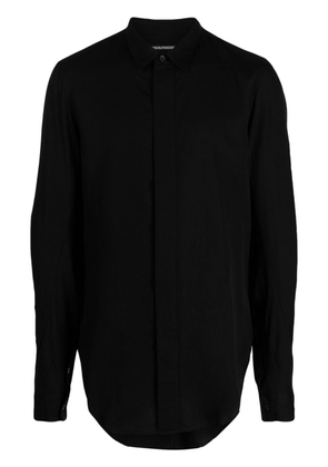 Julius classic-collar concealed-fastening shirt - Black