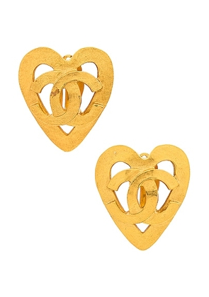 chanel Chanel Coco Mark Heart Earrings in Gold - Metallic Gold. Size all.