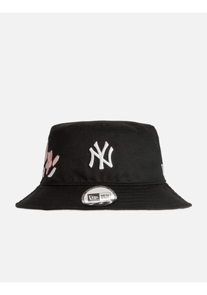 New York Yankees Sakura Black Tapered Bucket
