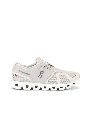 On Cloud 5 Sneaker in Light Grey. Size 10, 10.5, 5, 6.5, 7, 7.5, 8, 8.5, 9, 9.5.