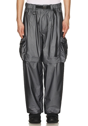 Y-3 Yohji Yamamoto Gtx Pants in Black. Size S, XL/1X.
