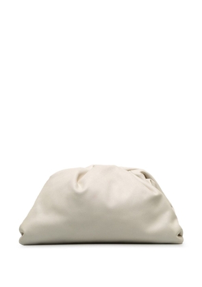Bottega Veneta Pre-Owned 2019-2021 The Pouch clutch bag - White