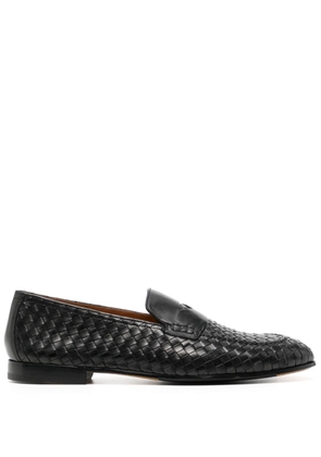 Doucal's woven leather penny loafers - Black