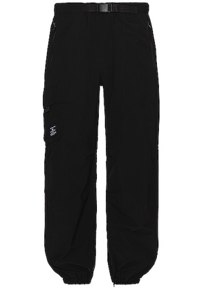 ALPHA INDUSTRIES Utility Jogger Pants in Black - Black. Size L (also in S).