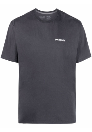 Patagonia chest logo-print T-shirt - Grey