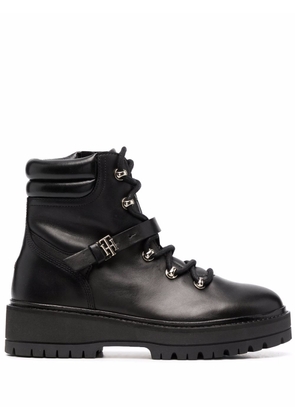 Tommy Hilfiger polished leather flat boots - Black
