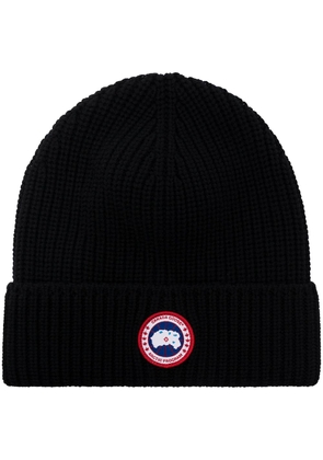 Canada Goose Arctic Disc ribbed-knit beanie - Black