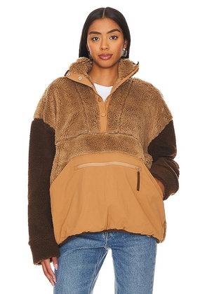 LPA Snap Front Pullover in Brown. Size XXS.