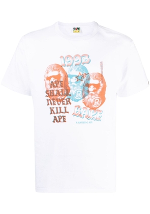 A BATHING APE® Pigment Three Ape Head T-shirt - White