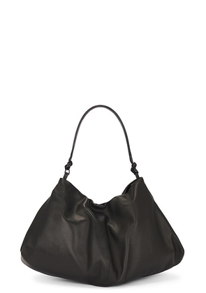 The Row Samia Bag in BLACK - Black. Size all.