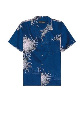 DOUBLE RAINBOUU Short Sleeve Hawaiian Shirt in Blue. Size XL/1X.