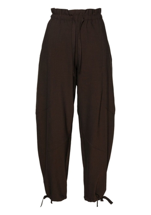 GANNI elasticated-waistband trousers - Brown