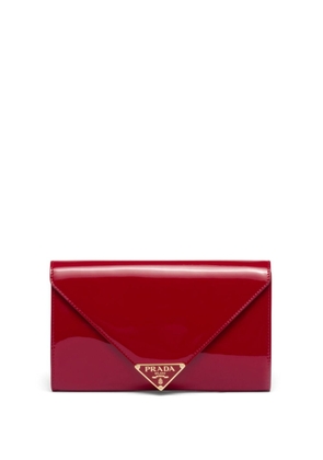 Prada triangle-logo patent leather clutch bag - Red