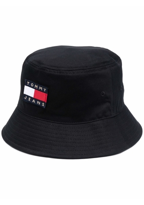 Tommy Hilfiger logo-patch bucket hat - Black