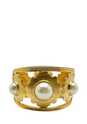 Jennifer Gibson Jewellery Vintage Broad Pearl Floral Motif Cuff 1980s - Gold