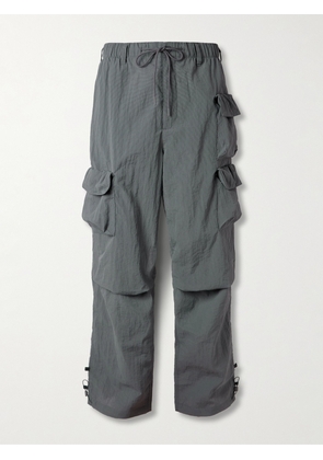 Nike - Straight-Leg Logo-Embroidered Ripstop Drawstring Cargo Trousers - Men - Gray - M