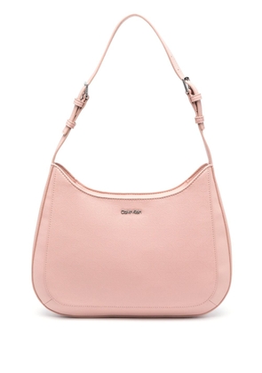 Calvin Klein logo-embossed grained shoulder bag - Pink