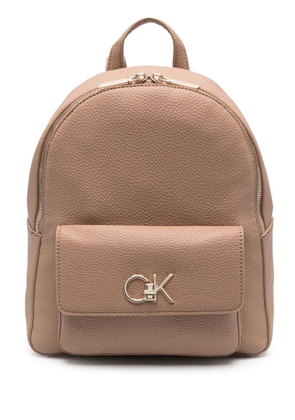 Calvin Klein logo-plaque grained backpack - Brown