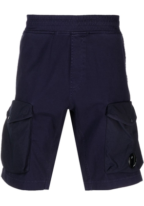 C.P. Company Lens-detail cotton cargo shorts - Blue