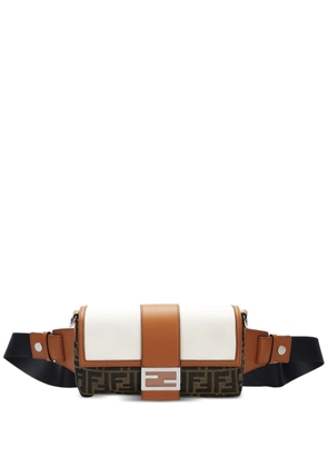 Fendi Pre-Owned Zucca monogram belt bag - Brown