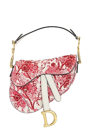 dior Dior Leather Saddle Bag in Red - Red. Size all.