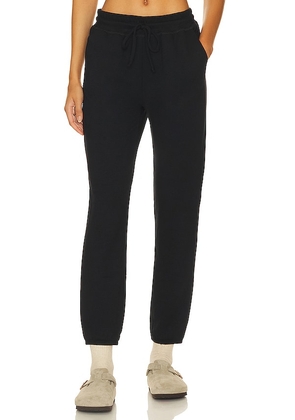 Beyond Yoga Weekend Pant in Black. Size S, XL.