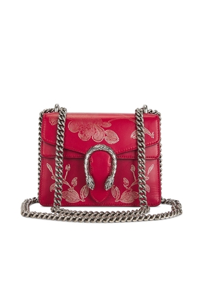 FWRD Renew Gucci Dionysus Shoulder Bag in Red.