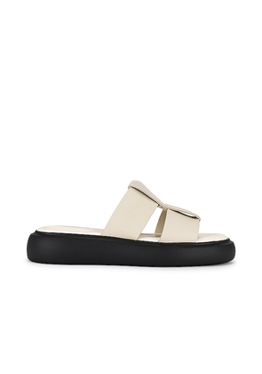 Vagabond Blenda Sandal in Cream. Size 37, 38, 40.