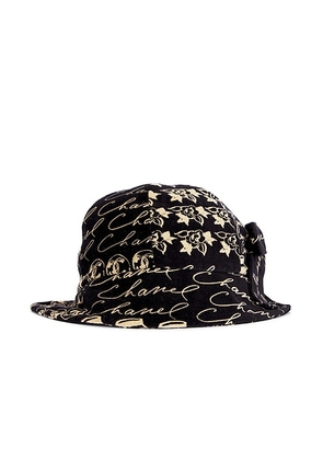 chanel Chanel Bucket Hat in Black - Black. Size S (also in ).