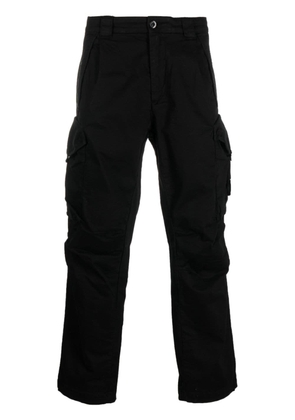 C.P. Company logo-patch cargo trousers - Black