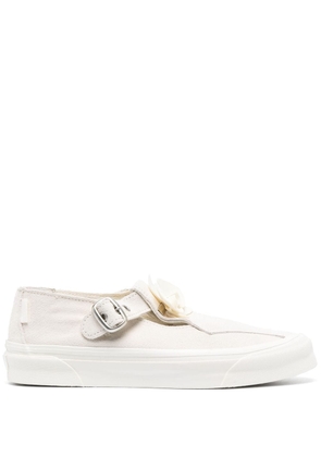 Vans Style 93 LX Goodfight leather sneakers - White