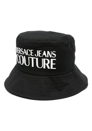 Versace Jeans Couture logo-patch cotton bucket hat - Black
