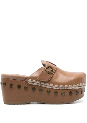 Mou 67mm leather mules - Brown