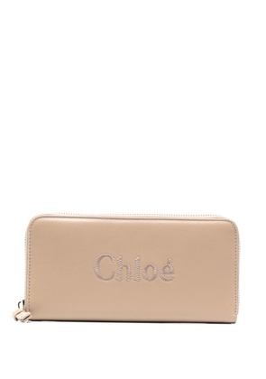 Chloé Sense logo-embroidered leather wallet - Neutrals