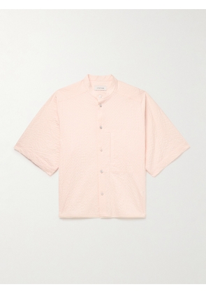 LE 17 SEPTEMBRE - Grandad-Collar Perforated Cotton-Blend Seersucker Shirt - Men - Pink - IT 46