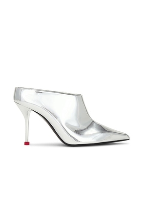 Alexander McQueen Pointed Mule in Silver & Lust Red - Metallic Silver. Size 36 (also in ).