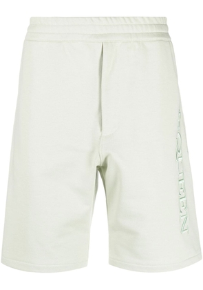 Alexander McQueen embroidered-logo bermuda shorts - Green