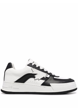 Dsquared2 logo-patch low-top sneakers - White