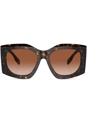 Burberry Eyewear Madeline geometric-frame sunglasses - Brown