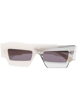 Kuboraum square tinted sunglasses - White