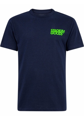 STADIUM GOODS® Big Tilt 'Navy/Green' logo-print T-shirt - Blue