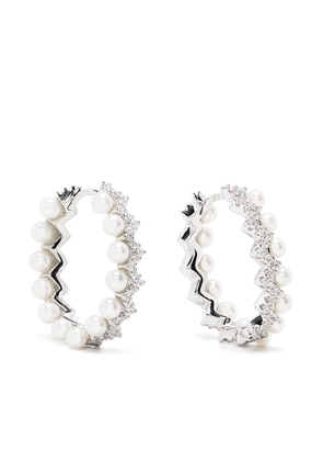 APM Monaco Up and Down pearl-embellished hoop earrings - Silver
