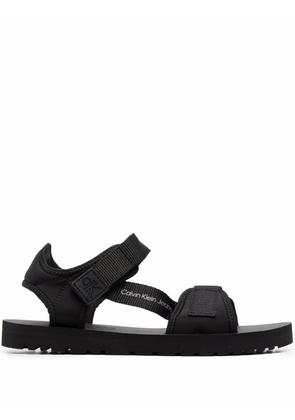 Calvin Klein logo-patch touch-strap sandals - Black