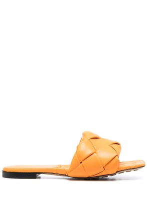 Bottega Veneta Lido intrecciato flat sandals - Orange