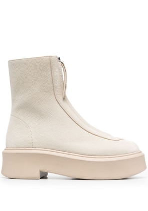 The Row chunky leather boots - Neutrals
