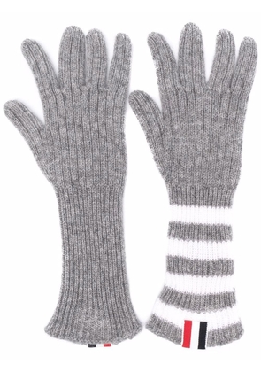 Thom Browne Kids RWB stripe-detail ribbed-knit cashmere gloves - Grey