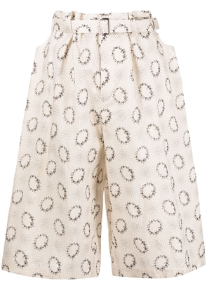 Comme des Garçons TAO floral-print belted shorts - Brown