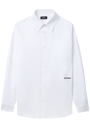We11done logo-print poplin shirt - White