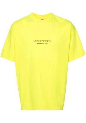VETEMENTS logo-embossed cotton T-shirt - Yellow