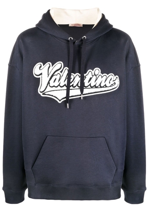 Valentino Garavani embroidered logo-patch hoodie - Blue